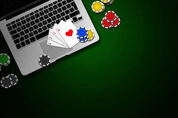 Close-up of govegas98 live blackjack table with dealer in action, showing card placement and player chip counts during League of Legends tournament broadcast window
